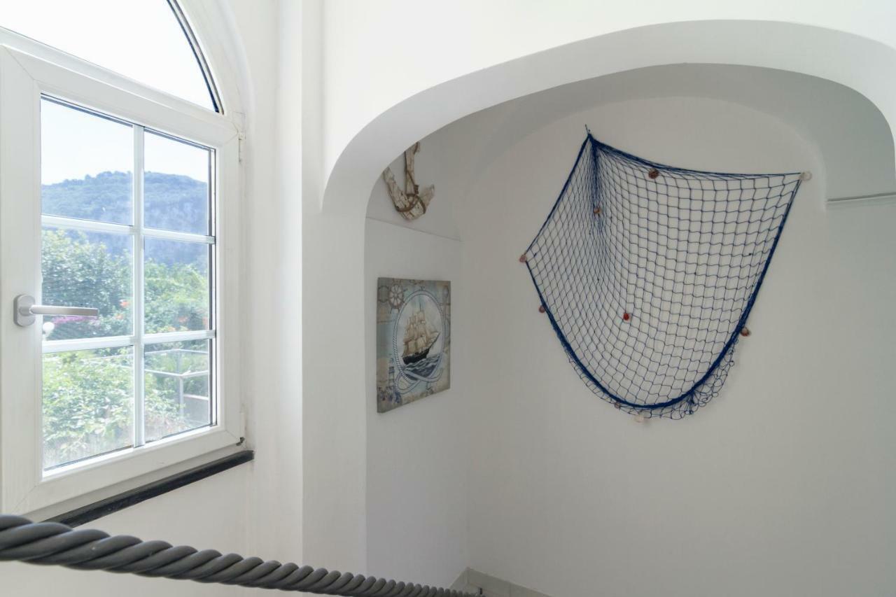 Aquamarine Relaxing Capri Suites Εξωτερικό φωτογραφία